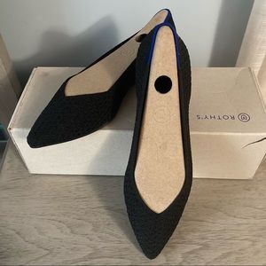 NEW Black honeycomb Rothy’s size 6.5